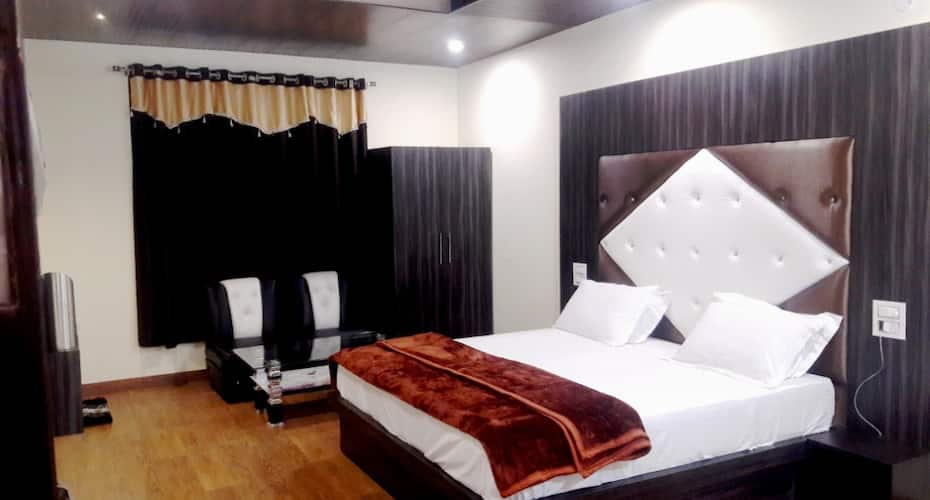 Hotel Dalhousie Grand, Dalhousie 3